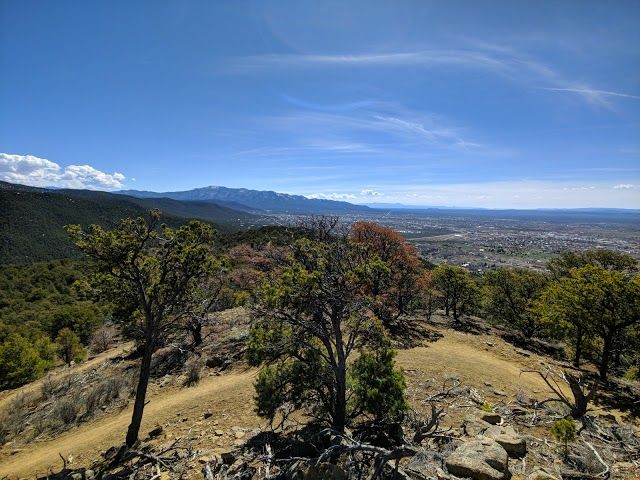 Devisadero Loop Trail 108 Trailhead